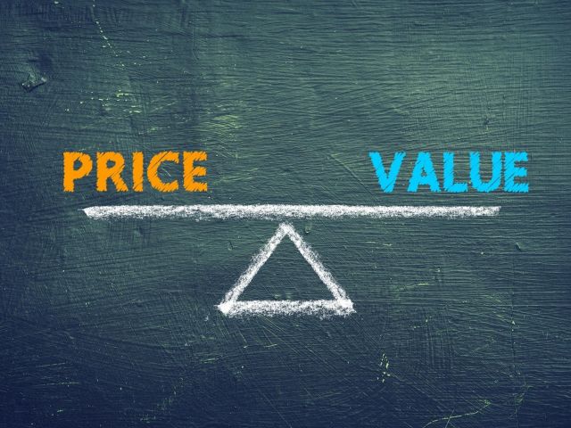 The words Price and Value are balanced above a fulcrum